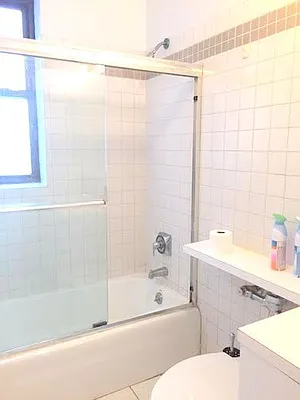 Rented by Manhattan Spaces | media 2