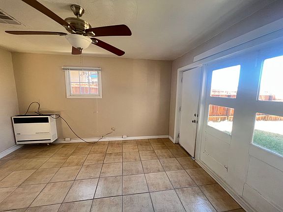 3rd image of 117 W Robertson Rd #B