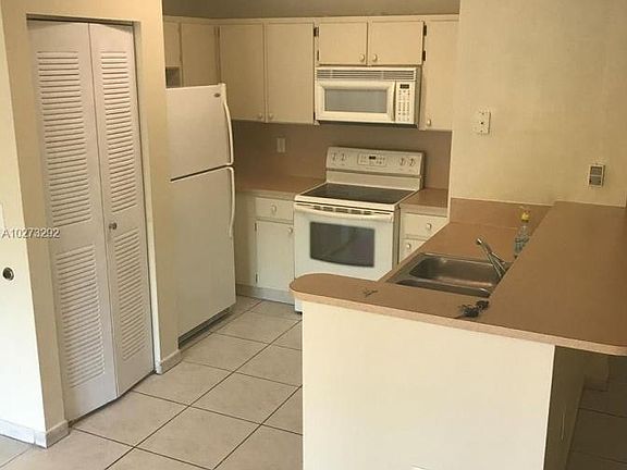 5th image of 7360 NW 114th Ave APT 101