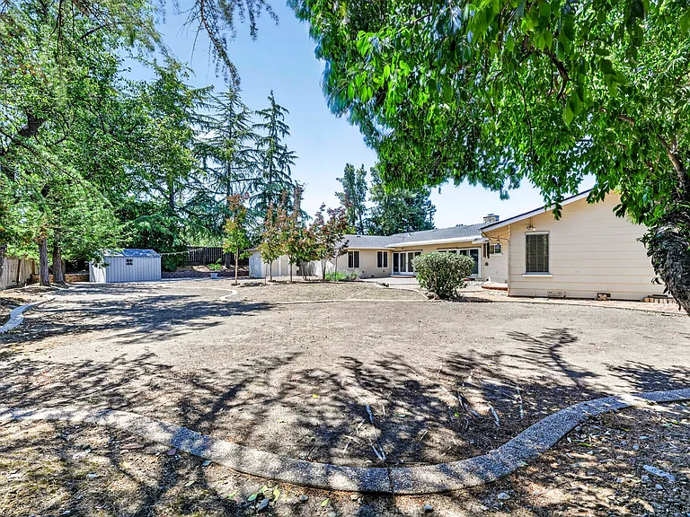 2628 Superior Dr — Photo 54