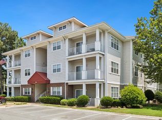5304 Warminster Dr Unit 205, Virginia Beach, VA 23455