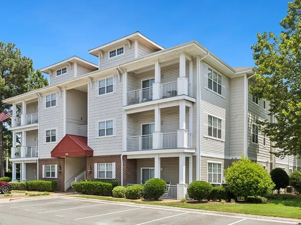 5304 Warminster Dr Unit 205, Virginia Beach, VA 23455