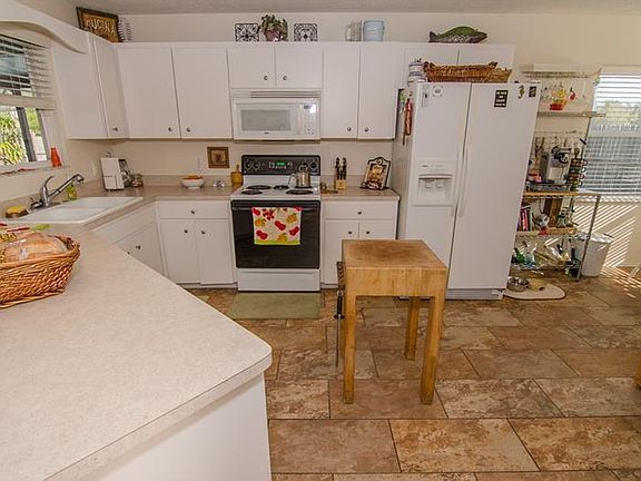 5th image of 4038 Oak Preserve Dr