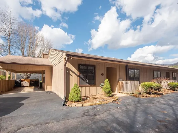 101 A Woodside Villa Dr, Franklin, NC 28734