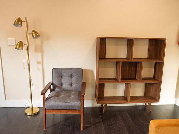 2nd image of 6400 Dix St #2