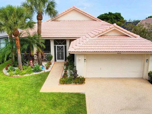 9079 Bay Harbour Circle, West Palm Beach, FL 33411