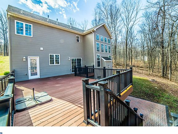 4th image of 1748 Clarion Ln