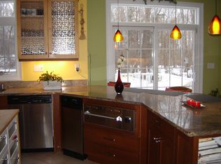 96 Leighton Trl, Guilford, CT 06437