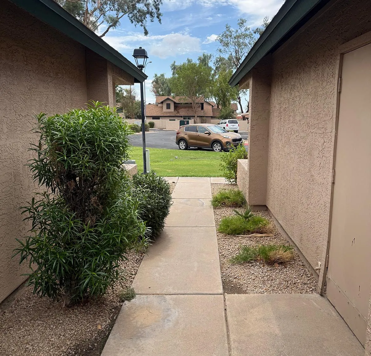 2 bed, 1350 sqft, $1,600 — Photo 1