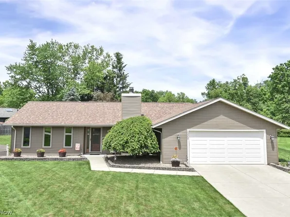 13964 Olde Orchard Rd, Strongsville, OH 44136