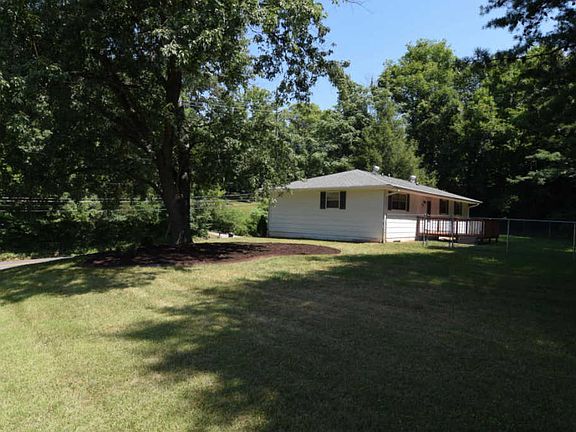 2nd image of 6200 Lonas Dr