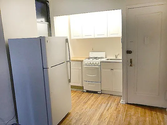 Rented by AJ Clarke | media 14