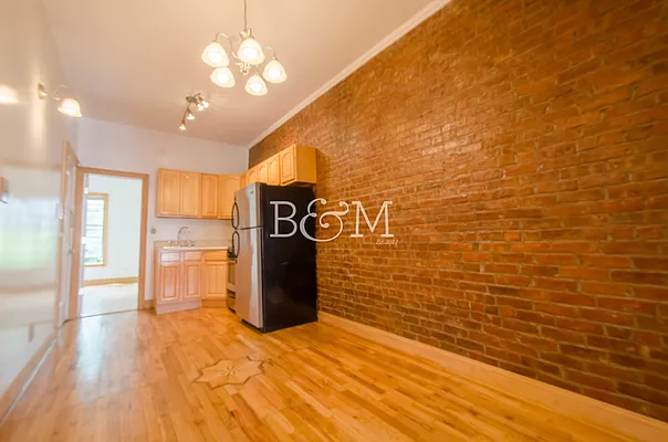 Rented by Brick&Mortar | media 23