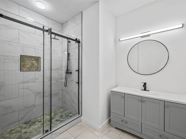 Additional property image - 613 S Montreal Ave, Dallas, TX 75208