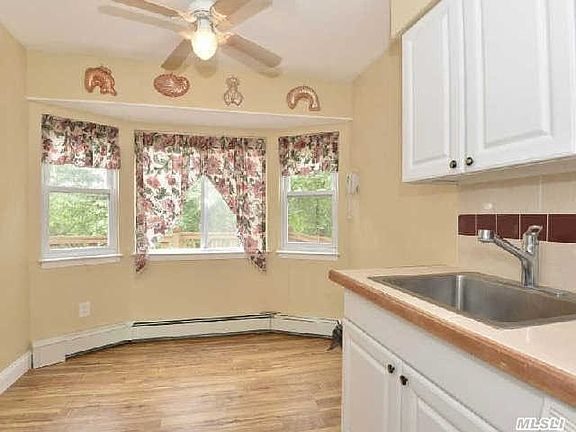 5th image of 71 Lindron Ave