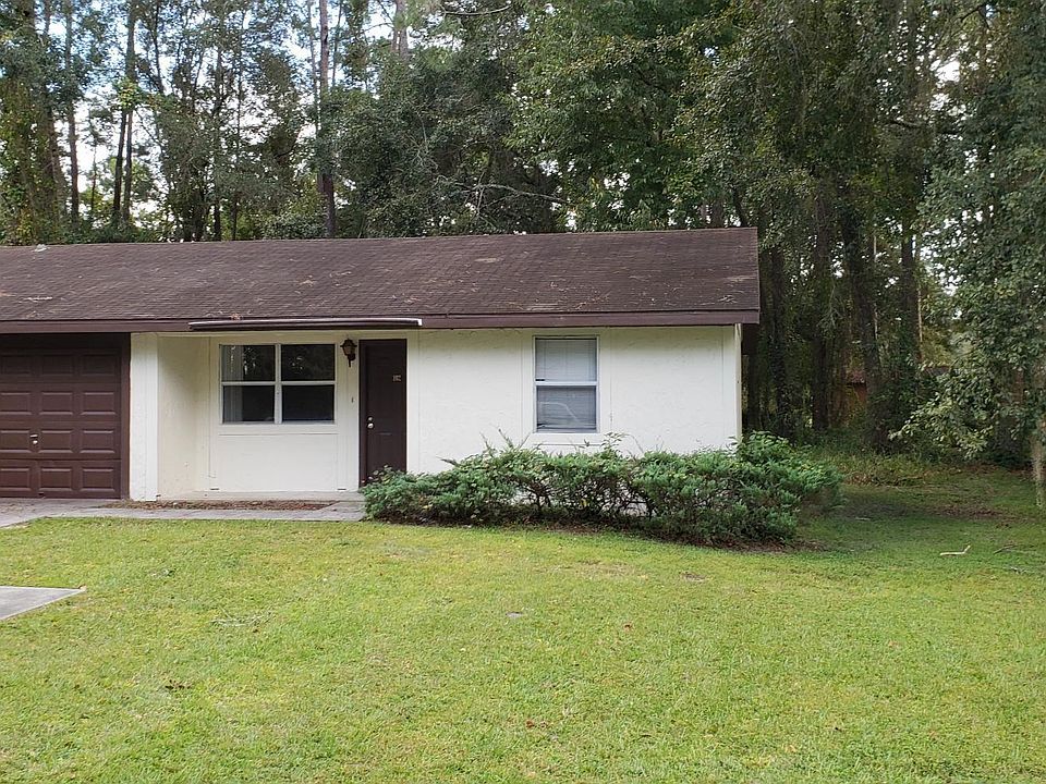 1st image of 166 SE Hanover Pl #102