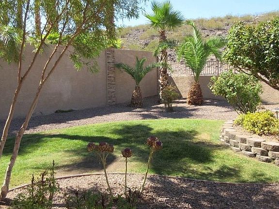 5th image of 2041 Sinfonia Ave #0