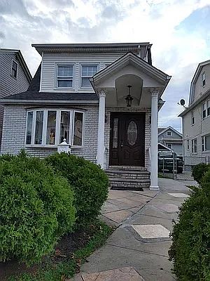 1st image of 8544 105th St