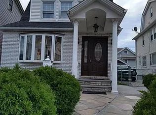8544 105th St, Richmond Hill, NY 11418