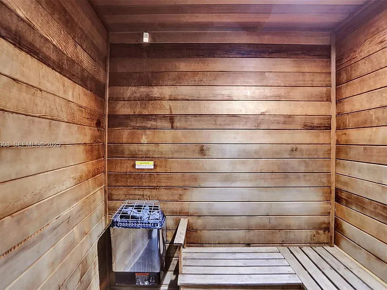 3301 NE 1st Ave — Photo 9