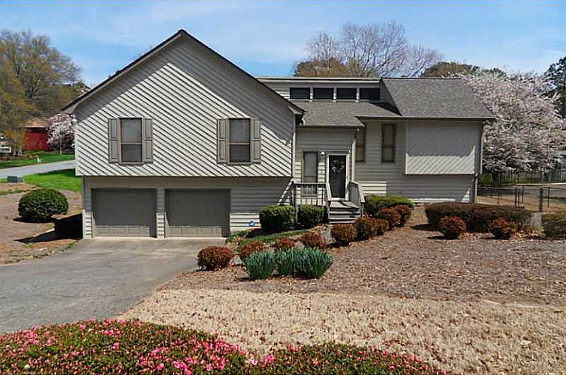 1st image of 4024 Coyte Dr
