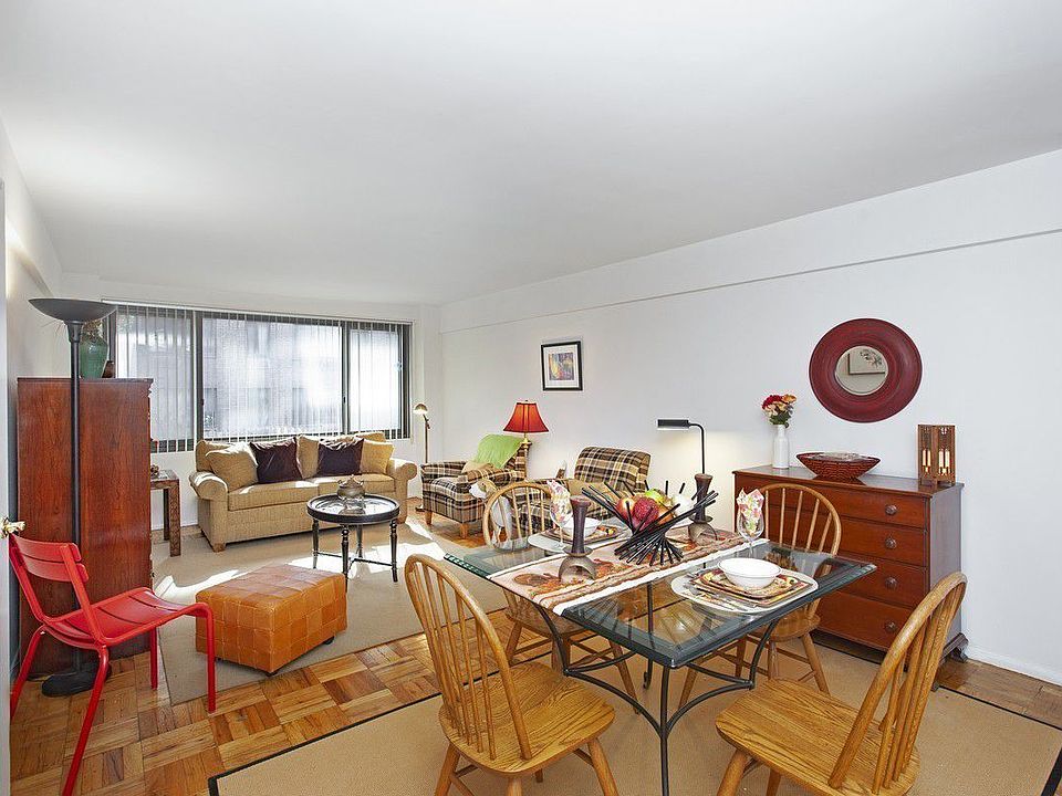 1st image of 425 E 63rd St APT W5a