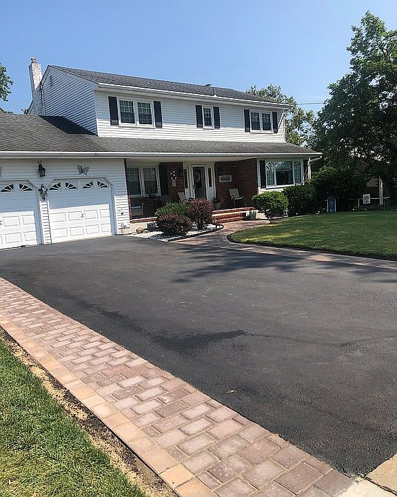 2nd image of 62 Hempstead Rd