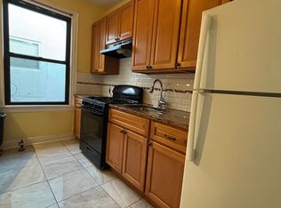 8717 Myrtle Ave, Ridgewood, NY 11385