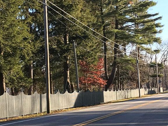 5th image of 7229 State Highway 80