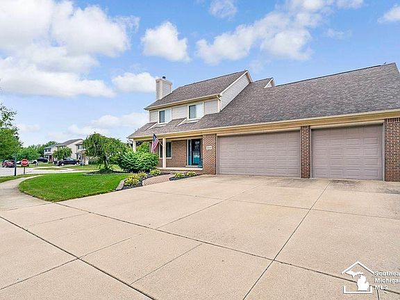 3rd image of 8828 Railwood Dr