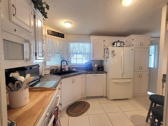 5th image of 567 Tarpon Dr