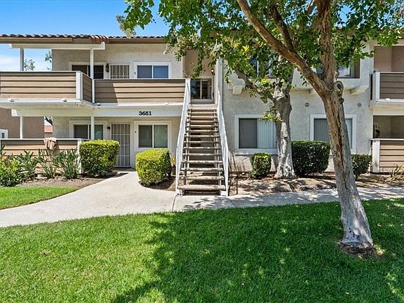 4th image of 3651 Country Oaks Loop Unit D