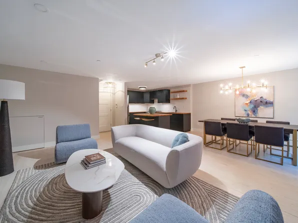 407 East 12th Street image 4 of 12