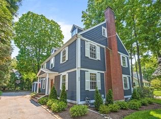33 Benvenue St, Wellesley, MA 02482