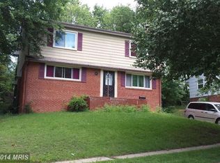8341 Verona Dr, Hyattsville, MD 20784