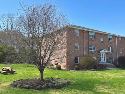 12 Colonial Village Dr APT 12, Arlington, MA, 02474