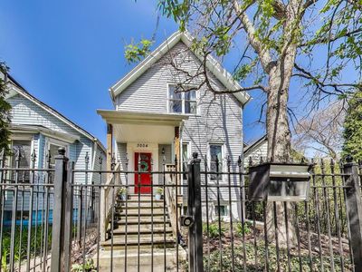 3004 W Belden Ave, Chicago, IL, 60647