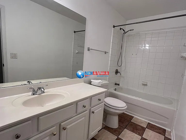 4066 Parkway Cir — Photo 17