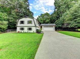 1296 Mohawk Dr, Lawrenceville, GA 30043