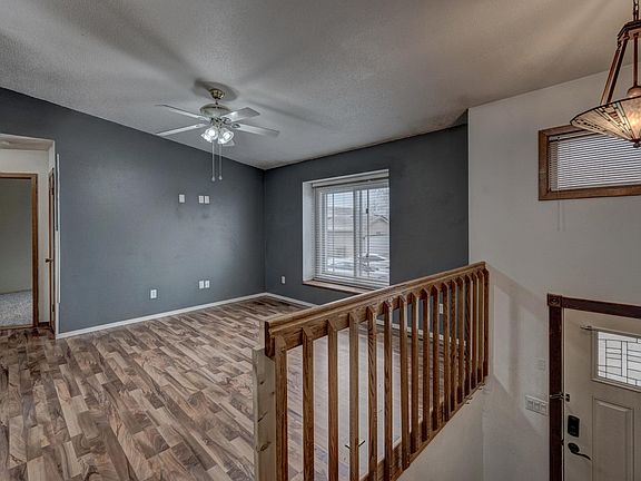 4th image of 4816 Johnston Dr