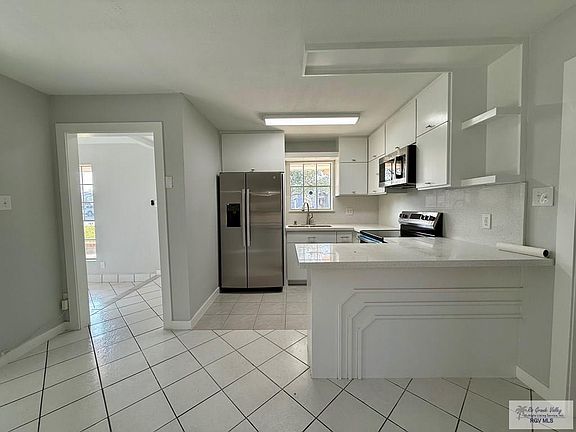 5th image of 1775 Guadalajara Ave