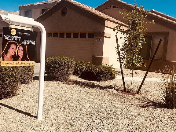 3rd image of 11841 W Maui Ln
