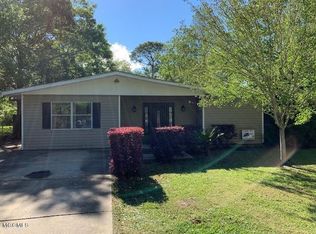 2915 Doby St, Pascagoula, MS 39581