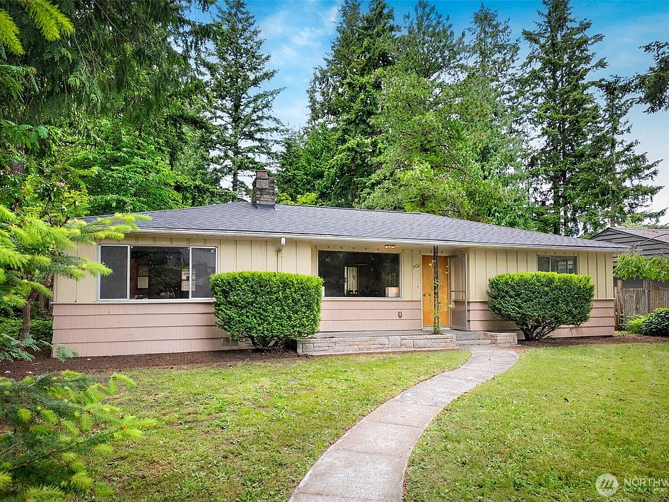 1st image of 902 N 149th Street