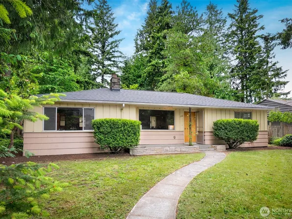 902 N 149th Street, Shoreline, WA 98133