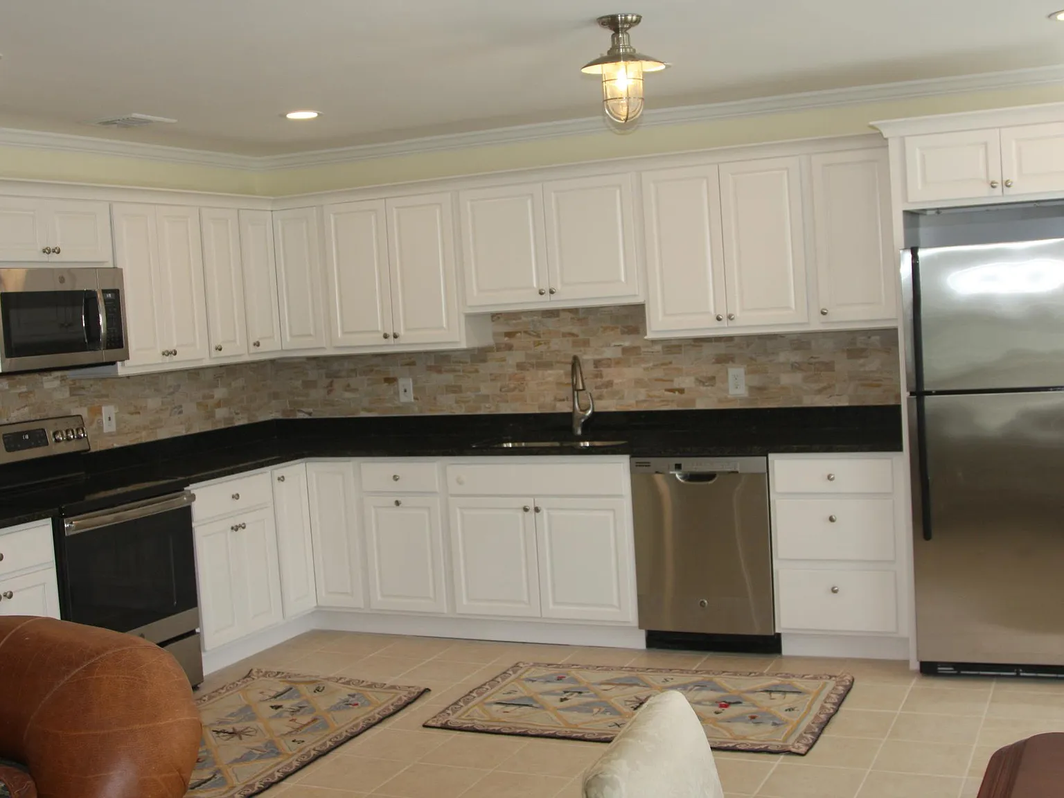 2 bed, 1350 sqft, $3,950 — Photo 4