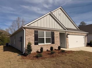 317 Oakmont Cir, Calera, AL 35040