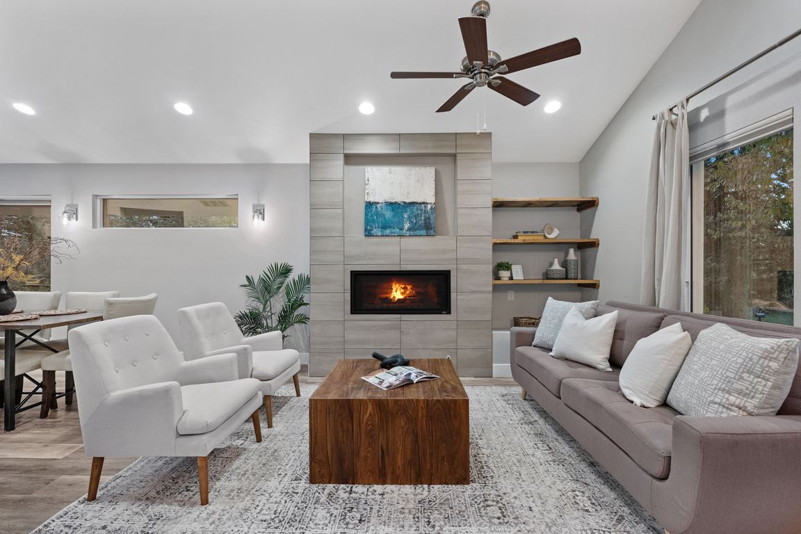 next background image