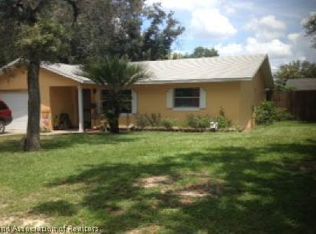 5010 Regency Dr, Sebring, FL 33870
