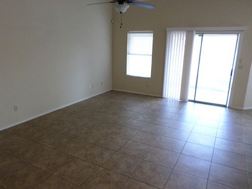 5th image of 1710 E Windsong Dr